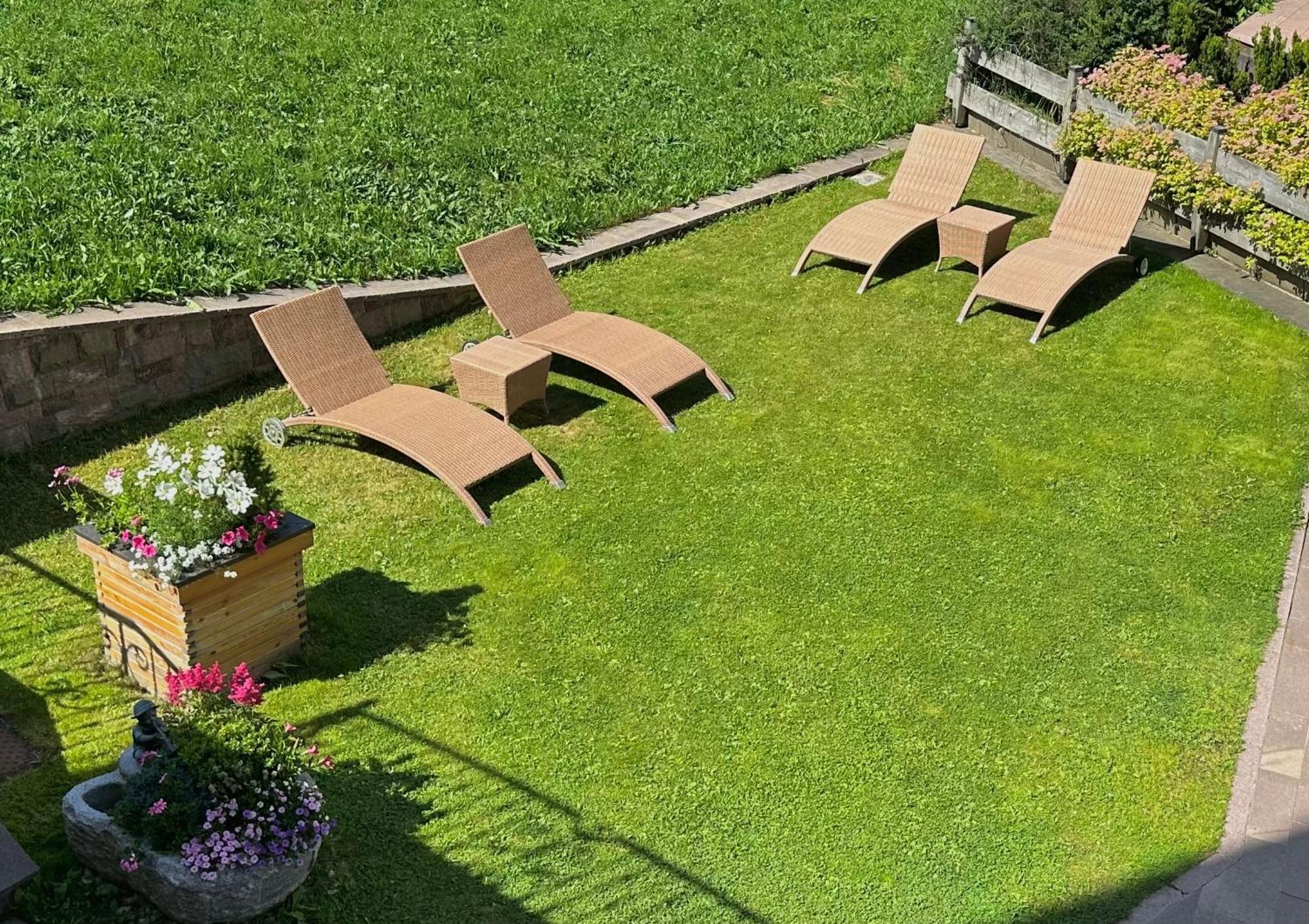 Giardin Boutique Hotel B&B Selva di Val Gardena Esterno foto