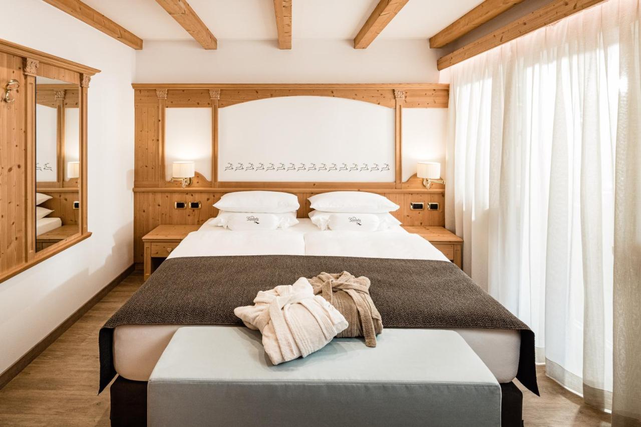 Giardin Boutique Hotel B&B Selva di Val Gardena Esterno foto